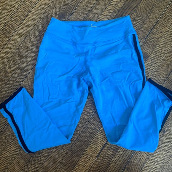 Kate Spade & Beyond Yoga 3/4 Leggings - Picture 2 of 6